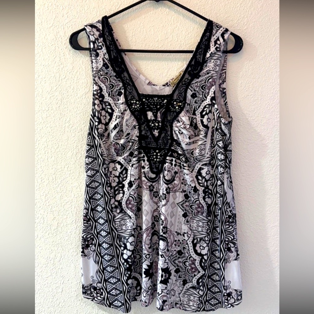 Women’s soft silky stretch material blouse / top